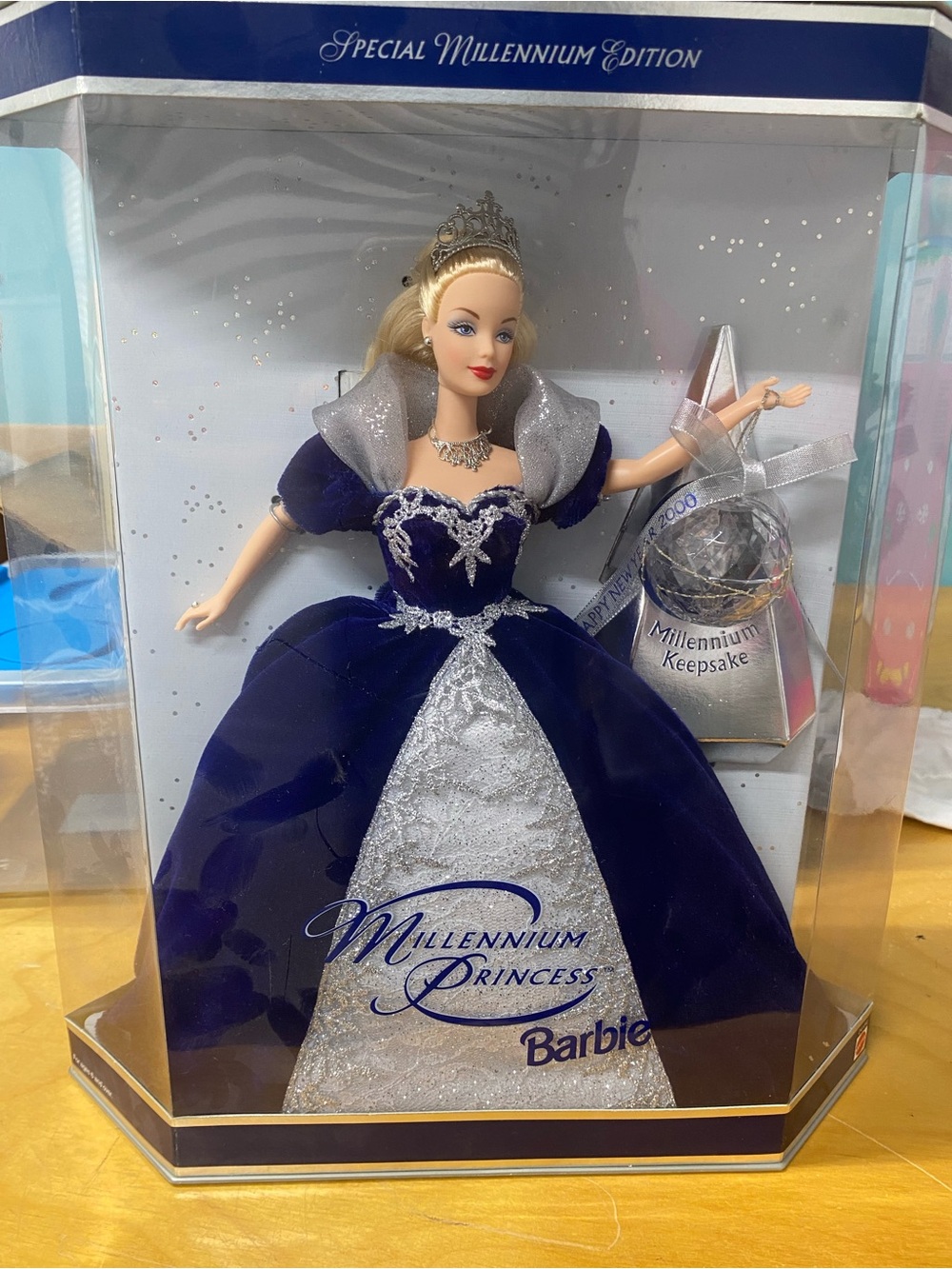 Barbie 2000 Doll in Box